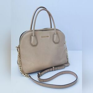 Michael Kors Beige Leather Satchel with Gold Accents. Pre-owned.12×9×5.